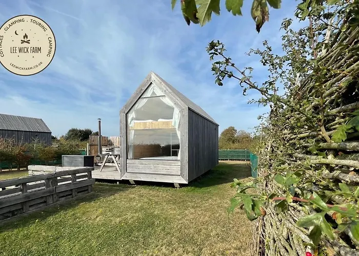 Lushna 8 Petite At Lee Wick Farm Cottages And Glamping